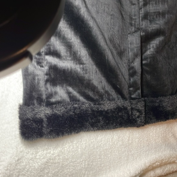 Prestige Original long black Faux Fur coat with designer pattern. Like New CLEAN - Picture 11 of 14